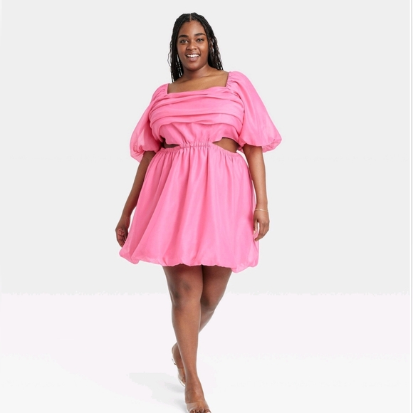 Women's Pink Cut Out Dress - Picture 6 of 16